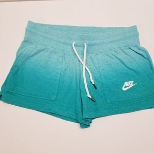 Nike‎ Women's shorts
